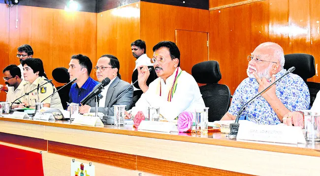 నగరాభివృద్ధికి ఐక్యంగా శ్రమిద్దాం