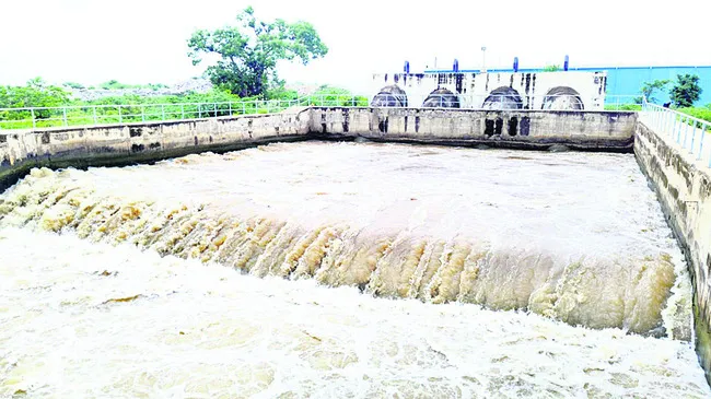 జూరాలకు భారీగా తగ్గిన వరద