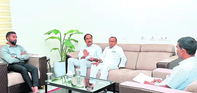 అర్హులకు ‘డబుల్’ ఇళ్లు కేటాయించండి