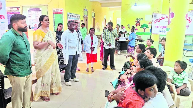పిల్లలకు అండగా ఉంటాం