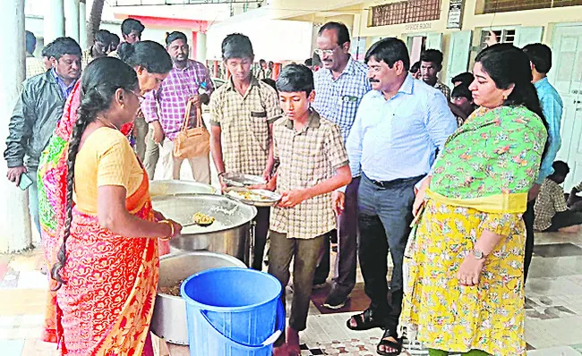అవకాశం లేకనే ఆ బిర్యానీ తిన్నాం..