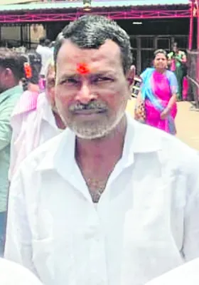 బాబాయ్‌ దశదిన కర్మకు వెళ్లి.. 