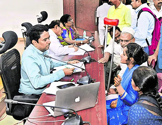 అర్జీల పరిష్కారంలో అలసత్వాన్ని సహించం