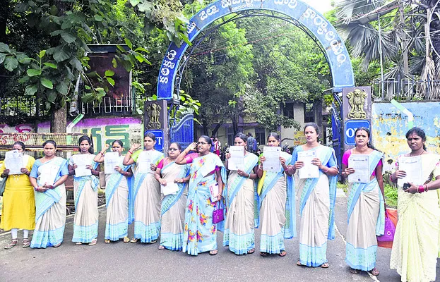 తెప్పోత్సవం ట్రయల్‌ రన్‌ సక్సెస్‌ 