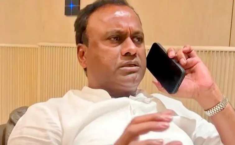 అన్ని చోట్లా నడిచినట్లు మునుగోడులో నడవనీయను: కోమటిరెడ్డి