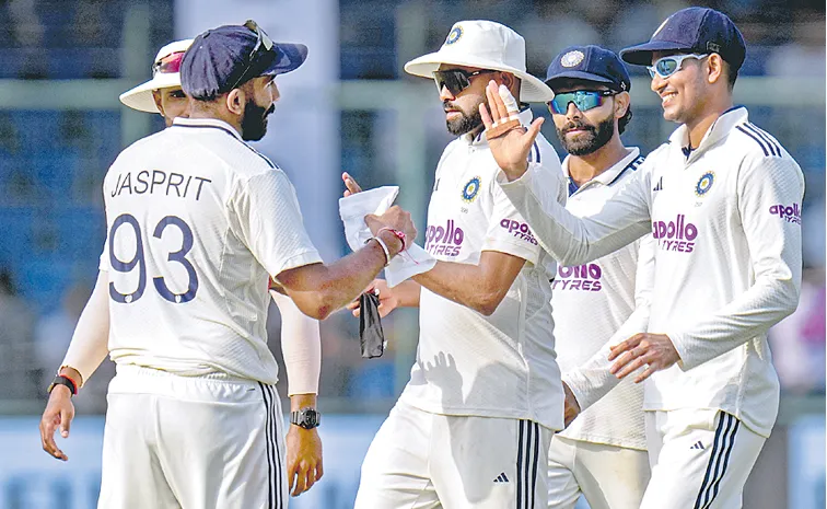 గెలుపు వాకిట్లో భారత్‌