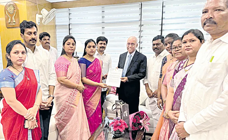 గిరిజన బిడ్డల మరణాలు సర్కారు హత్యలే..!