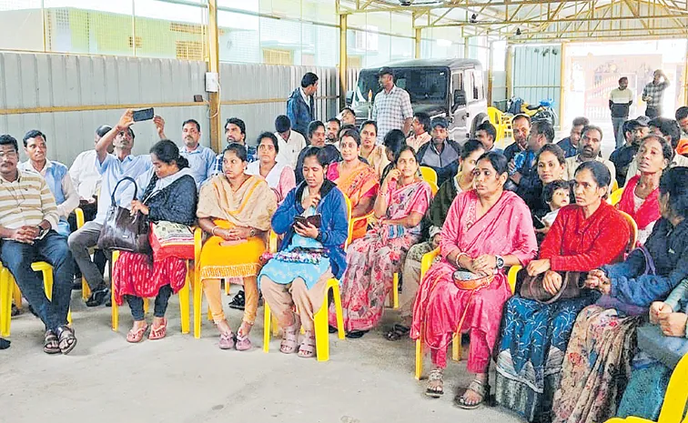 Outsourcing teachers meet Tribal Welfare Minister Gummidi Sandhyarani