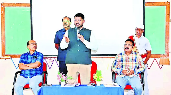 డిజిటల్‌ లిటరసీతో బోధన సులువు