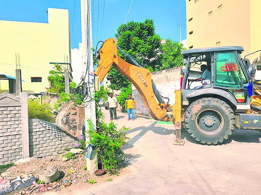 హౌసిం