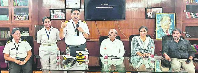 నేవీలో మంచి అవకాశాలు