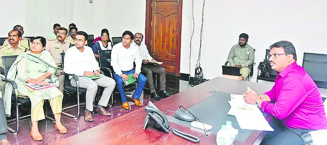 అడవుల సంరక్షణకు ప్రాధాన్యం