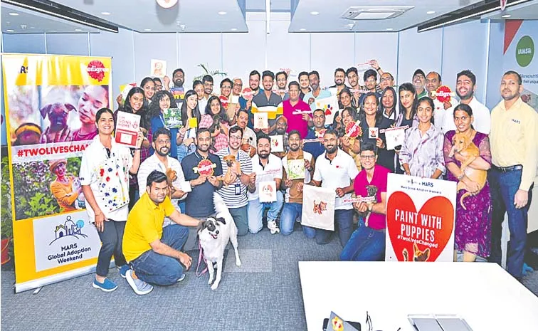 పెయింట్‌ విత్‌ పప్పీస్‌..!