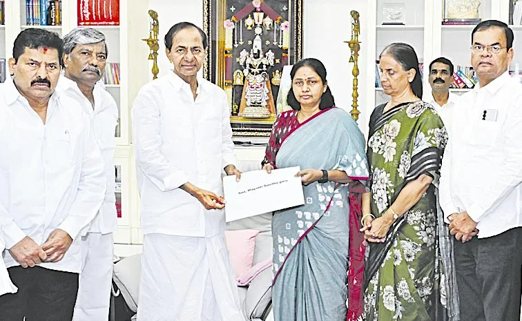 Maganti Sunitha To File Nomination on october 15: Telangana
