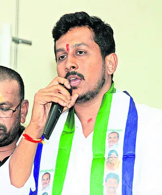 ఒక్కో కుటుంబానికి రూ.5లక్షల పరిహారం