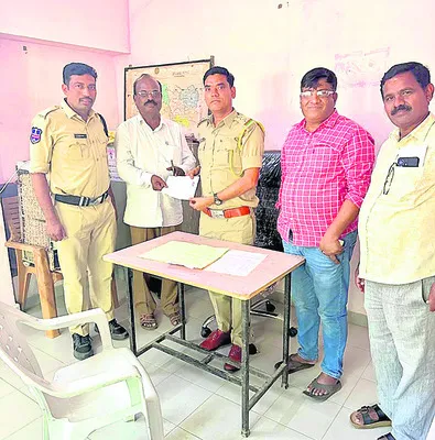 పుంజుకున్న ఎక్సైజ్ దరఖాస్తులు