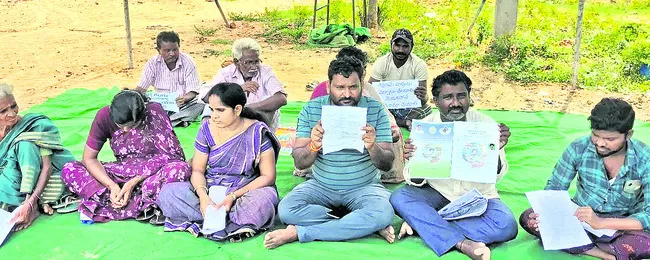 వినతులిచ్చినా పట్టించుకోలేదు
