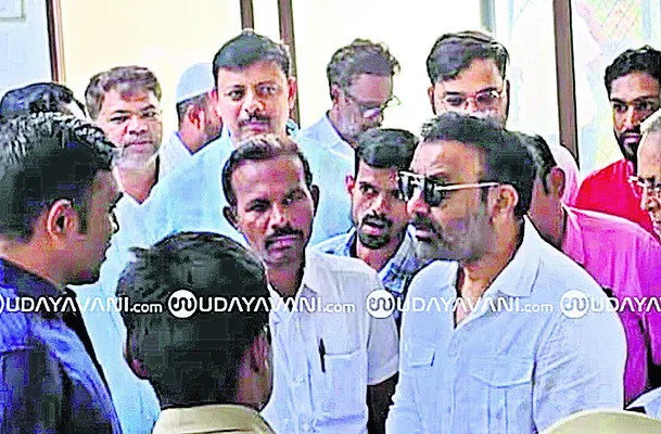 బీజేపీకే నవంబర్‌ విప్లవం 