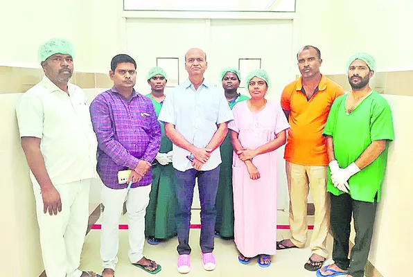 ప్రభుత్వ ఆస్పత్రిలో అరుదైన ఆపరేషన్‌ 