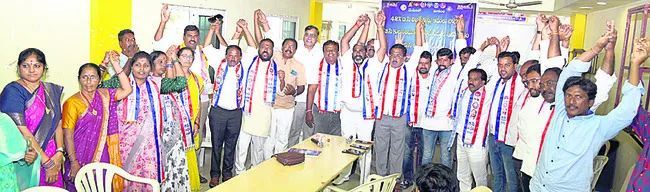 42 శాతం రిజర్వేషన్ అమలు చేయాలి