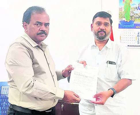 ‘గుర్తింపు’ ఎన్నికలు నిర్వహించాలని వినతి