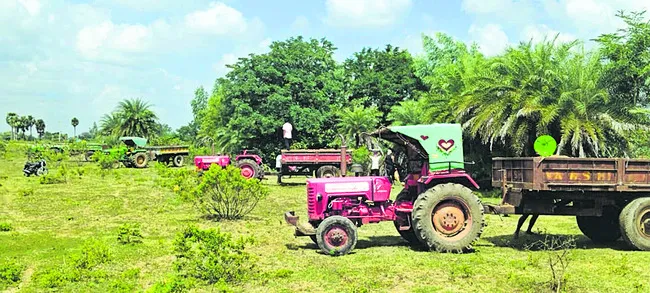 ఇందిరమ్మ ఇసుక పక్కదారి! 