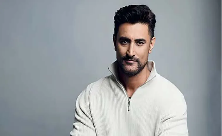 సహజమైన  స్టైల్‌ దుస్తులే ఇష్టం: కునాల్‌ కపూర్‌