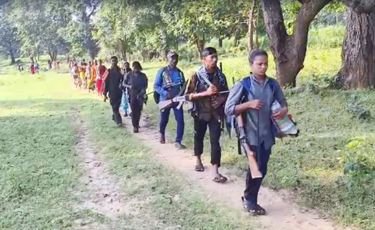 140 Maoists: Senior Leaders Rupesh And Ranita To Surrender