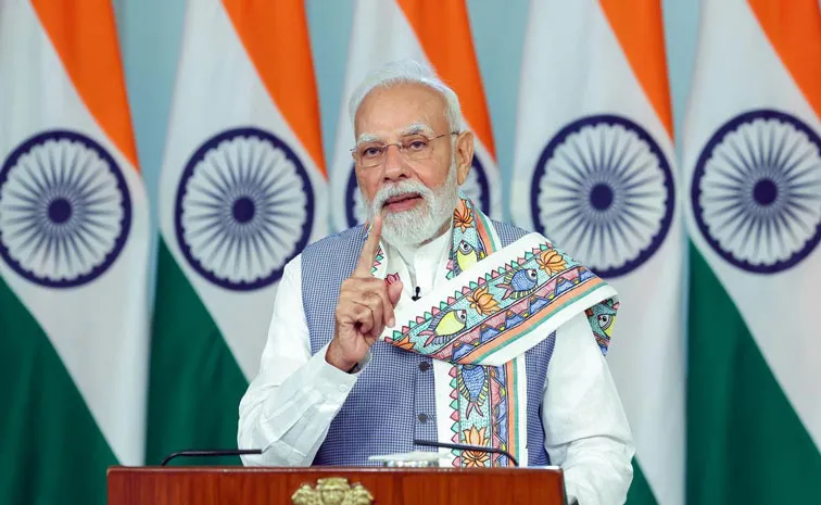 Do not Call Me Sir, Iam Your Brother says PM Narendra Modi To Woman booth worker