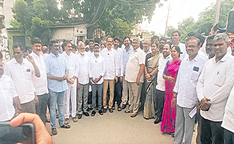 YSRCP party leaders visited Turakapalem village