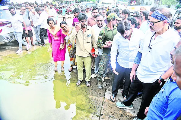 శ్రీకాకుళం ఆర్టీసీ కాంప్లెక్స్ పరిశీలన