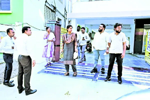 కళాక్షేత్రంలో పనులు పూర్తి చేయండి