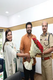 Manchu Manoj and Mounika Meet Telangana DGP Sivadhar Reddy12