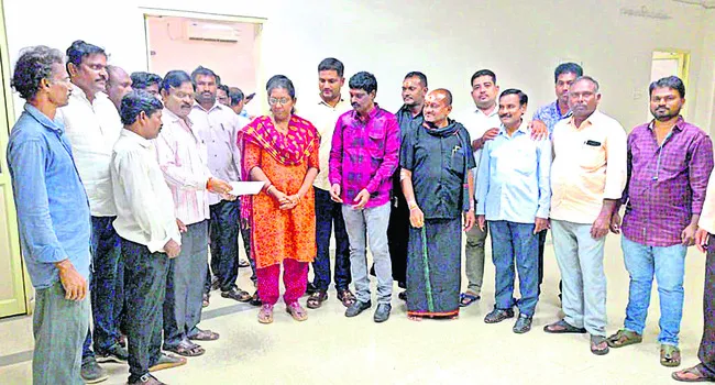 జర్నలిస్టుల హక్కులను హరించడమే