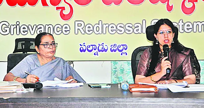 మహిళా, శిశు సంక్షేమశాఖ సక్రమంగా పనిచేయాలి