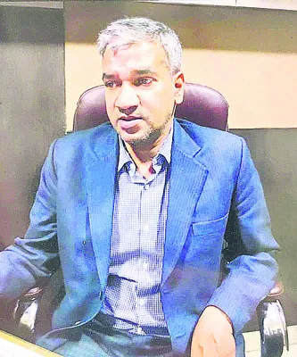 స్వచ్ఛంద సేవకుడు షణ్ముఖ పాత్రో మృతి