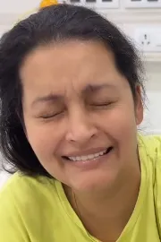 Renu Desai Gets Rabis Vaccine, Shares Video9