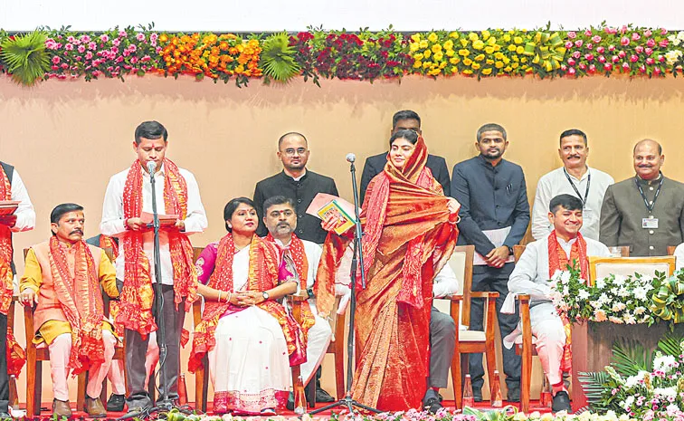 Gujarat government rejigs entire cabinet Ministers