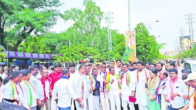 50 శాతం దాటొద్దని ఎక్కడుంది?