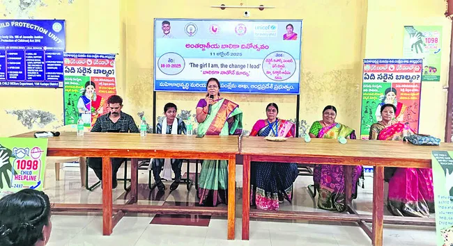 బాలికలు పథకాలు సద్వినియోగం చేసుకోవాలి
