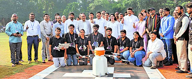 కేఎల్యూ శాటిలైట్ల ప్రయోగం విజయవంతం