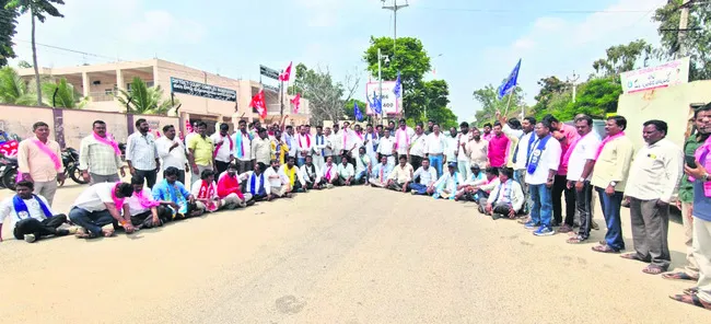బీసీ బంద్‌ సంపూర్ణం 