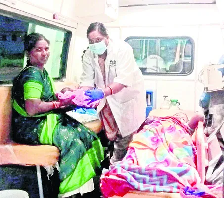 ఏరియా ఆస్పత్రి నుంచి రిఫర్‌..