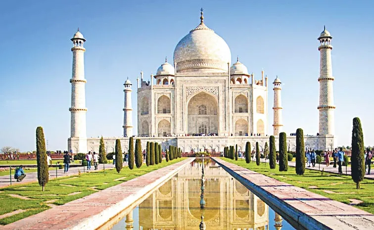 Taj Mahal among top tourist destinations