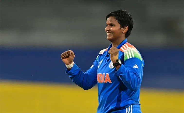CWC 2025: చరిత్ర సృష్టించిన టీమిండియా ప్లేయర్‌