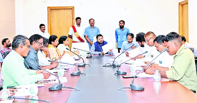 ఎన్నికల నిర్వహణకు సహకరించాలి
