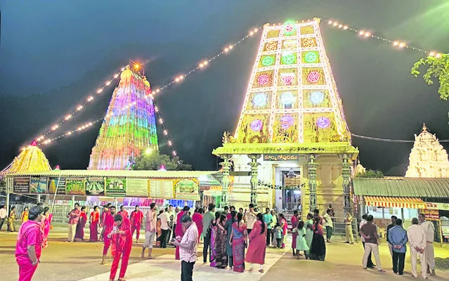 శ్రీవారి బ్రహ్మోత్సవాలకు సర్వం సిద్ధం 
