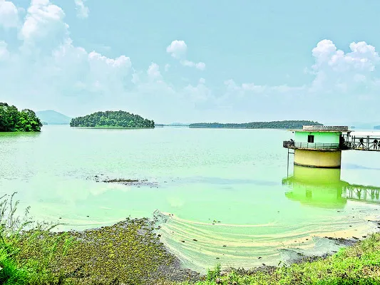 నిండు కుండలా కిన్నెరసాని 
