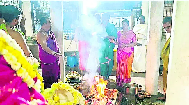 ఘనంగా శరన్నవరాత్రి ఉత్సవాలు 