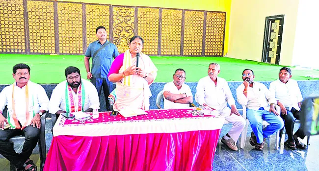 ఎన్నికల్లో పార్టీ అభ్యర్థులను గెలిపించుకోవాలి